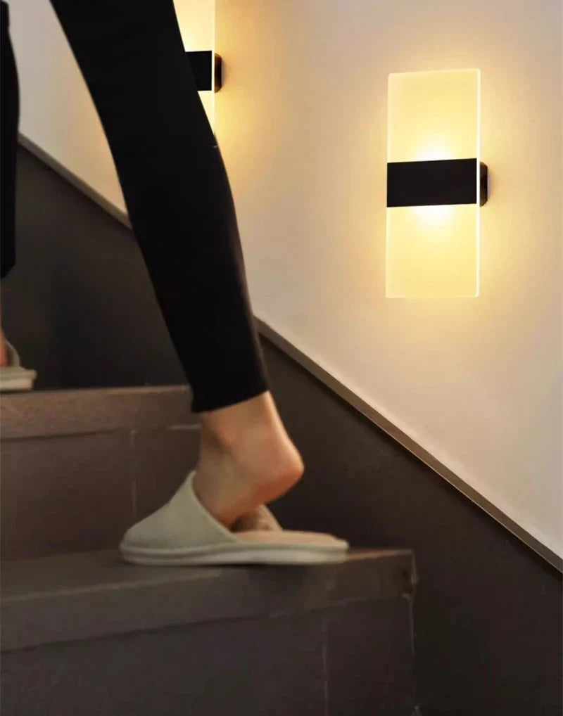 Touch Sensor LED Wall Light – USB Rechargeable Acrylic Sconce